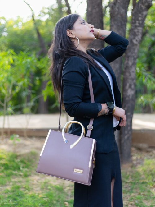 Elegant Luxe Handbag - Image 2