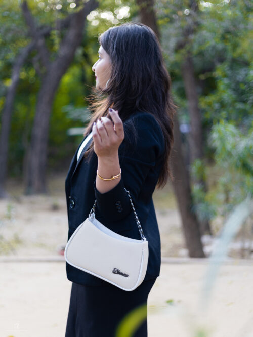 Classic Chic Shoulder Bag - Image 2