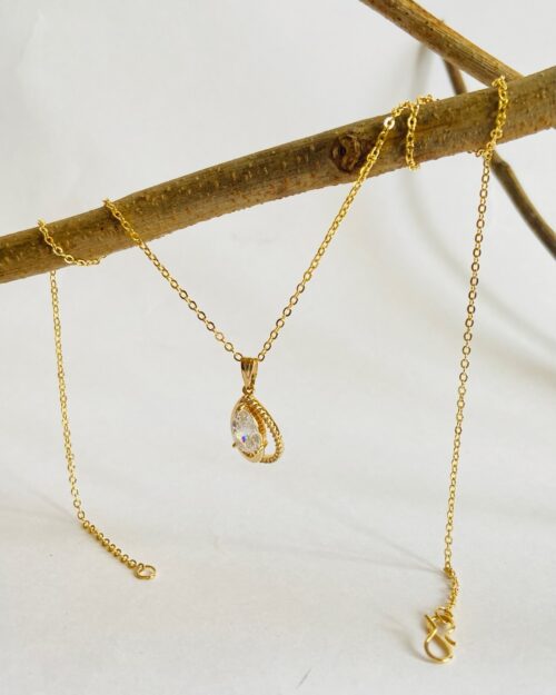 Dripping in elegance — this teardrop sparkler adds instant glam to every look♥️♥️ - Image 4